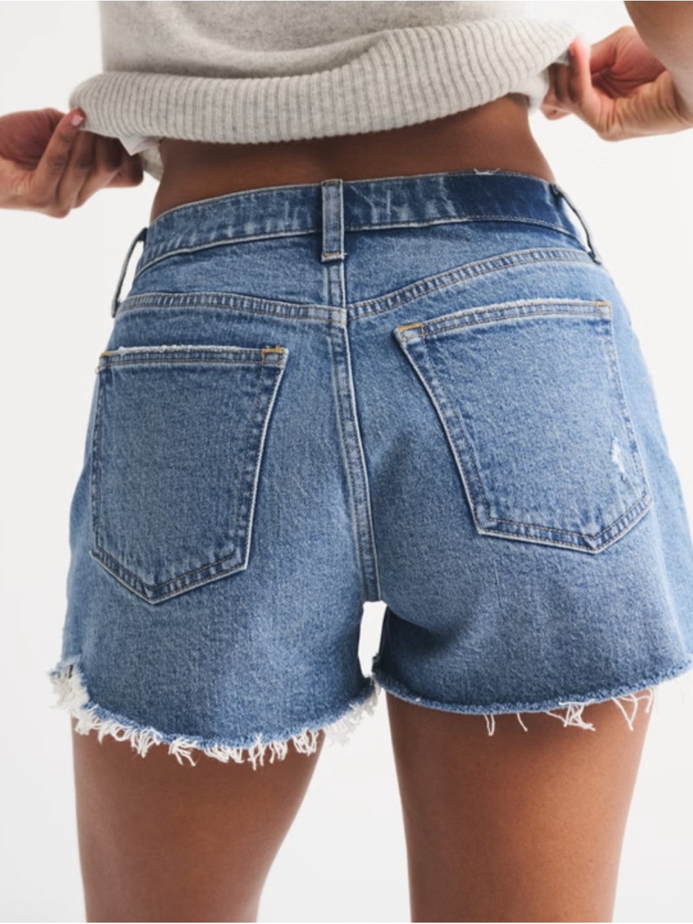 Abercrombie & Fitch Curve Love 4” High Rise Mom Shorts Size 12 - Picture 2 of 5
